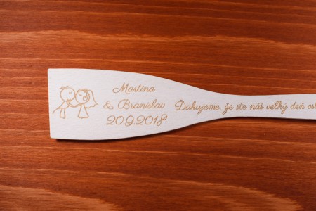 Vareška drevená gravírovaná darček svadobčanom 